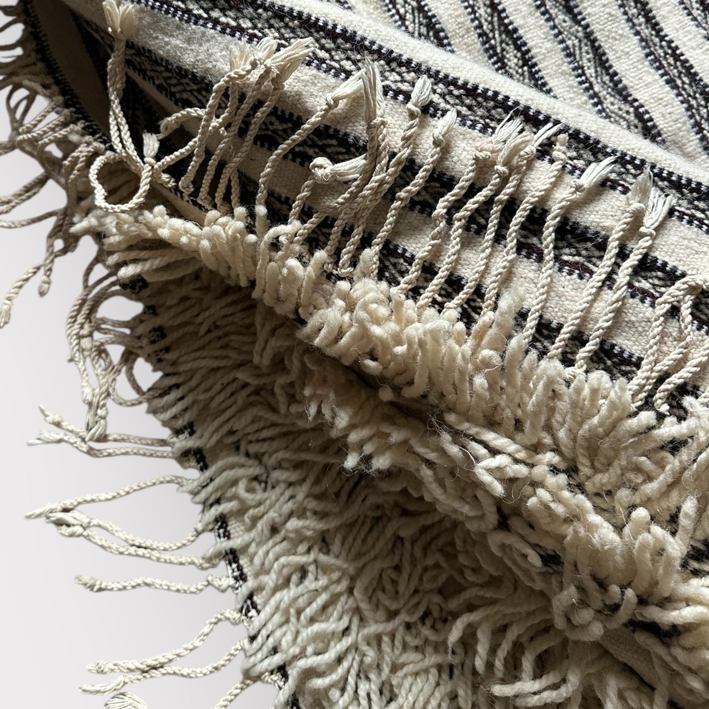 Tapis berbère pur laine réversible – Pièce unique – 115×196 cm – Artisanat haut de gamme